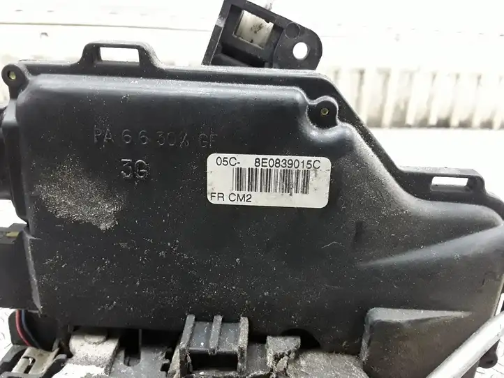 Audi A4 S4 B6 8E 8H (2000 - 2006) 8E0839015C Замок задней двери — фото 2