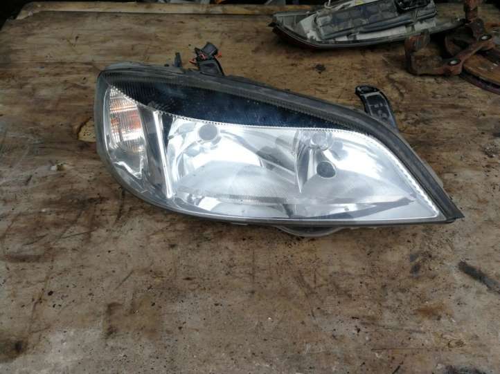 Opel Astra (1998 - 2004)  90520878RH Передняя фара