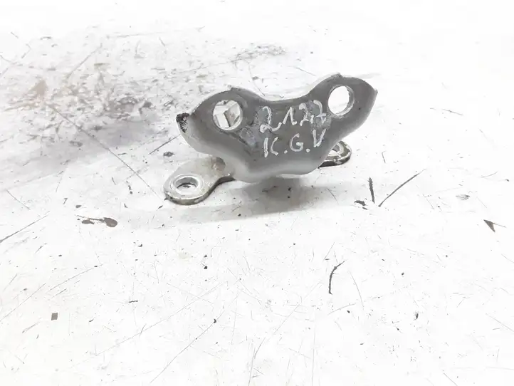 Toyota Corolla Verso AR10 (2004 - 2009)   Верхняя петля задней двери