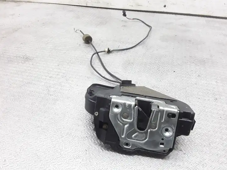 Mercedes-Benz E W211 (2002 - 2009)   Замок задней двери