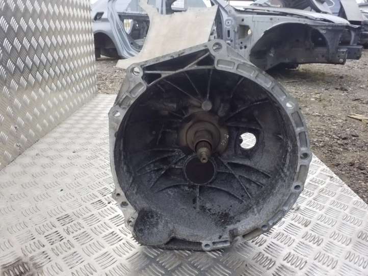 7533818 BMW 5 E60 E61 Mechaninė 6 pavarų dėžė