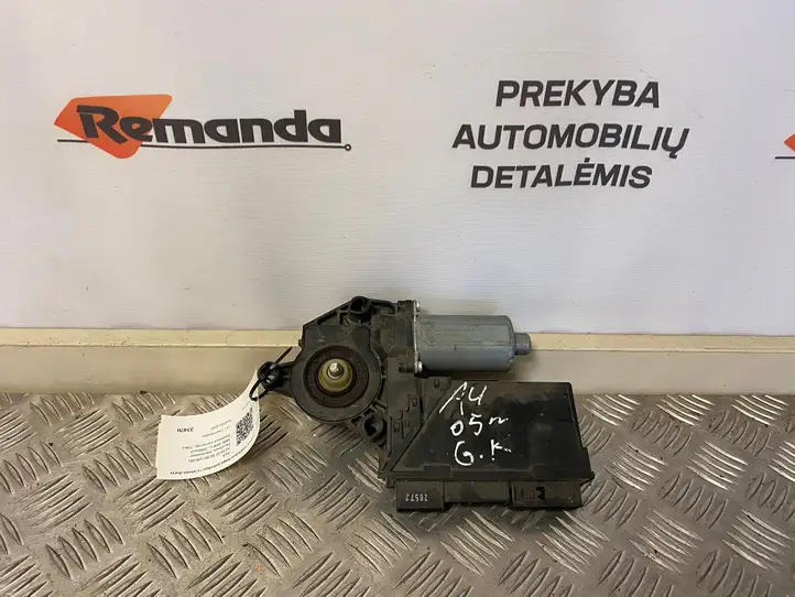 Audi A4 S4 B7 8E 8H (2004 - 2009) 8E0959801A Стеклоподъемник задней двери — фото 1