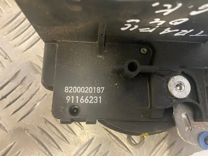 Renault Trafic II (X83) (2002 - 2014) 91166231 Замок задней двери — фото 3
