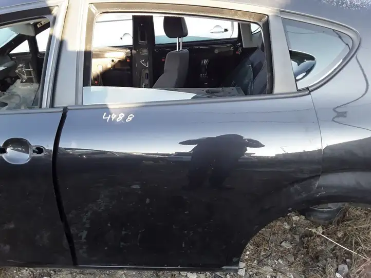 Seat Leon (1P) (2005 - 2012) Задняя дверь — фото 1
