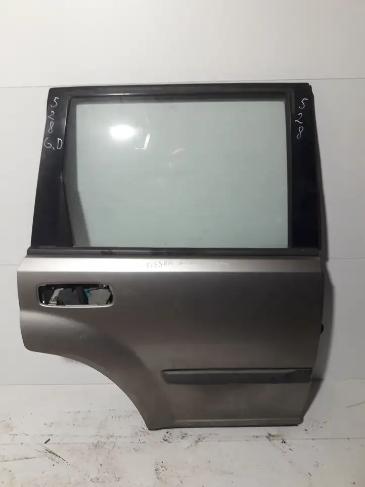 Nissan X-Trail T30 (2001 - 2007)   Задняя дверь