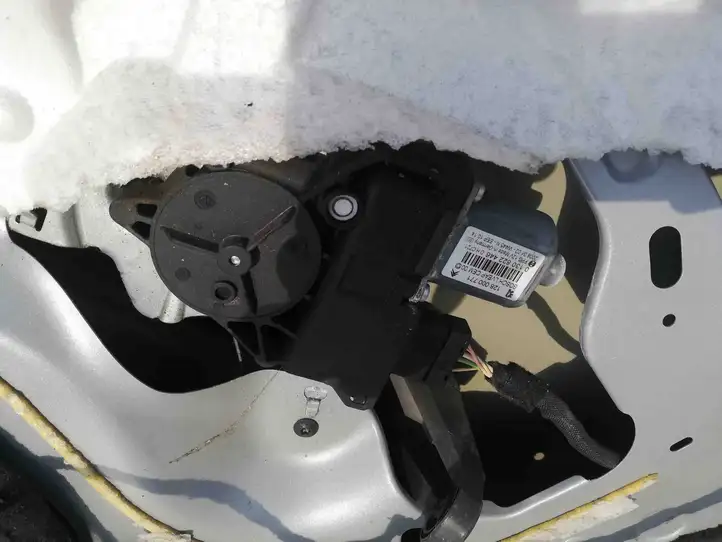 Citroen C5 (2004 - 2008)   Задняя дверь