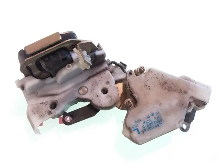 Nissan Almera N16 (2000 - 2010) 62553BM760 Замок задней двери — фото 1