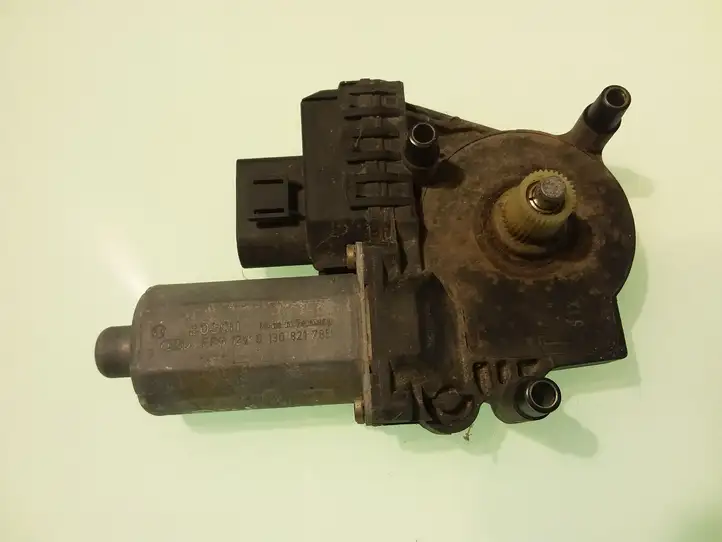 Audi A6 S6 C5 4B (1997 - 2001) 0130821785 Стеклоподъемник задней двери — фото 1