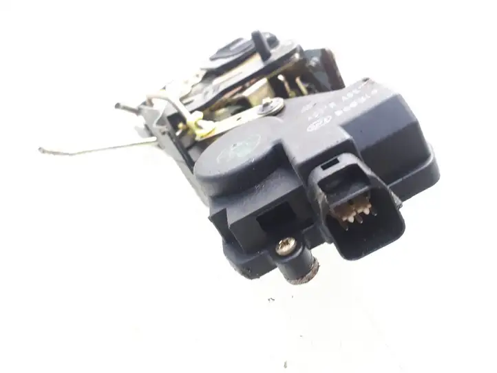 Hyundai Santa Fe (2000 - 2005)   Замок задней двери