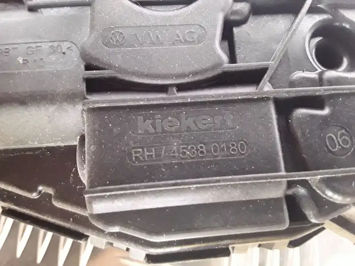 Skoda Kamiq (2019 - ) 5TA839016K Замок задней двери — фото 6