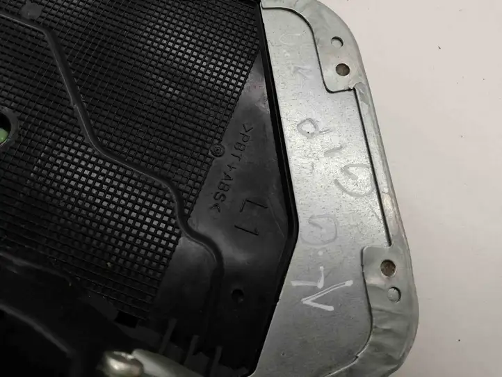 Toyota Avensis T270 (2009 - 2012) Замок задней двери — фото 3