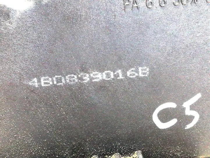 Audi A6 S6 C5 4B (1997 - 2001) 4B0839016B Замок задней двери — фото 2