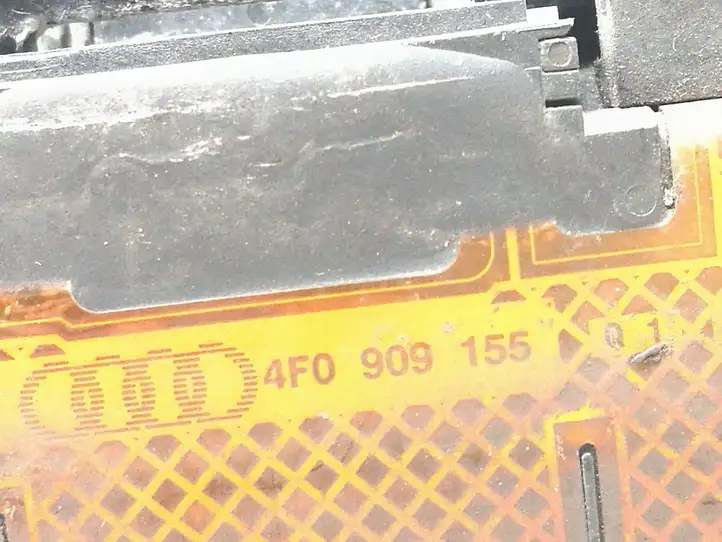 Audi A6 S6 C6 4F (2004 - 2008) 4F0837208A Наружная ручка задней двери — фото 5