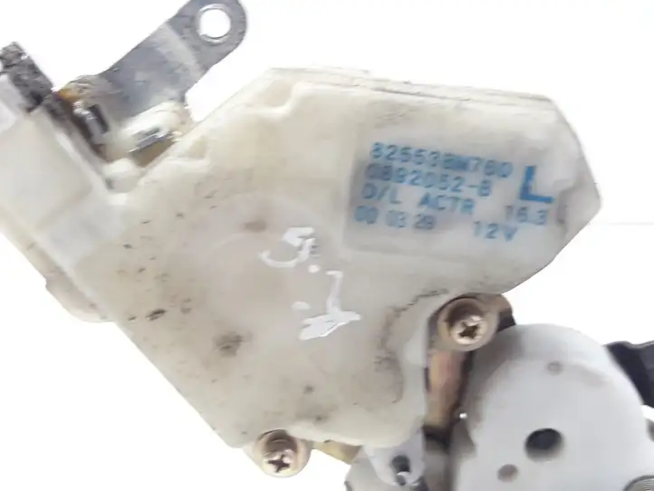 Nissan Almera Tino (2000 - 2003) 82553BM760 Замок задней двери — фото 2