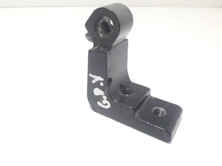 Audi A8 (2005 - 2007)   Верхняя петля задней двери