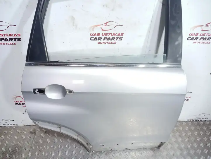 Chevrolet Captiva (2006 - 2011) Задняя дверь — фото 3