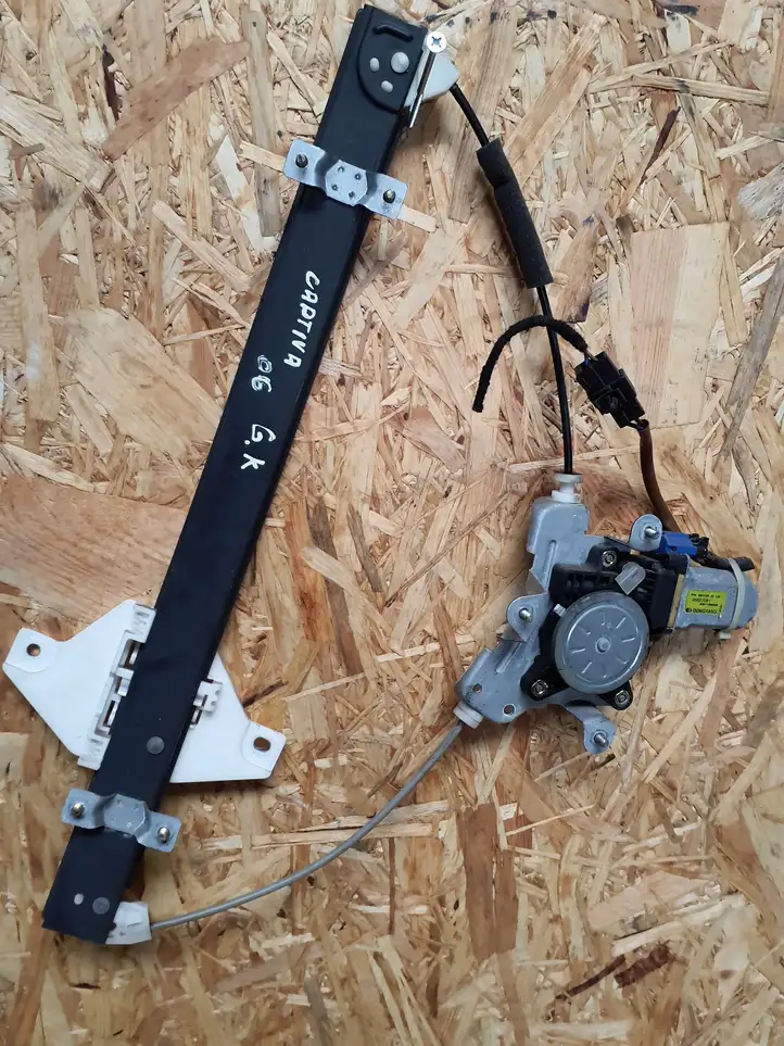 Chevrolet Captiva (2006 - 2011)  96627081 Передний комплект электрического механизма для подъема окна