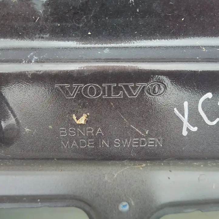 Volvo XC60 (2013 - 2017) Задняя дверь — фото 2