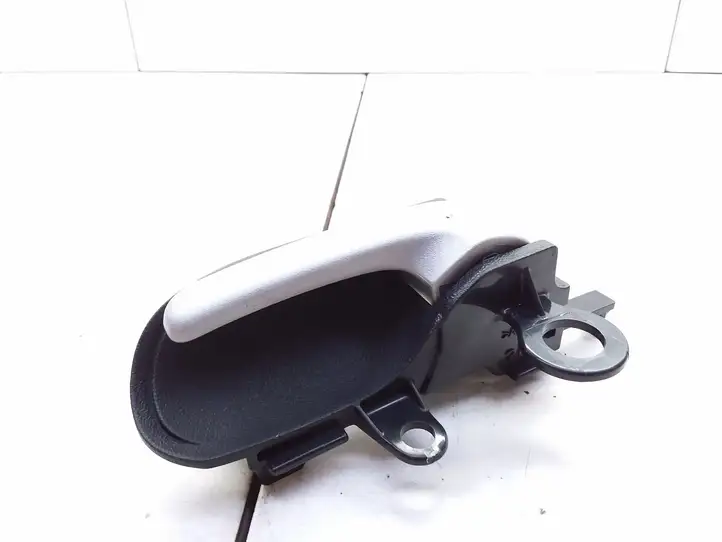 Toyota Yaris (2003 - 2005) Внутренняя ручка задней двери — фото 3