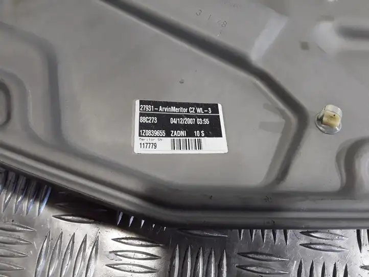 Skoda Octavia Mk2 (1Z) (2004 - 2013) 1Z0839655 Механический стеклоподъемник задней двери — фото 3