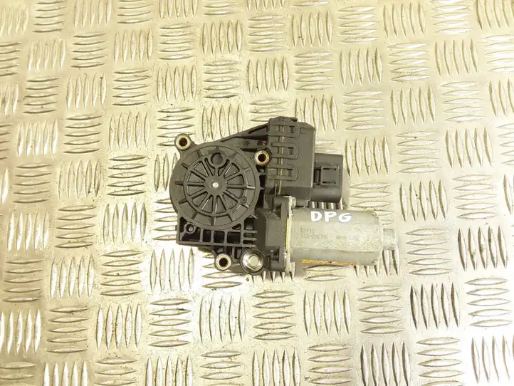 Audi A6 S6 C5 4B (2001 - 2004) 0130821785 Стеклоподъемник задней двери — фото 1