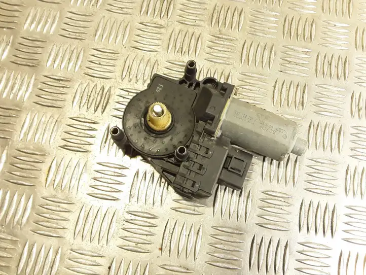 Audi A6 S6 C5 4B (2001 - 2004) 0130821785 Стеклоподъемник задней двери — фото 2