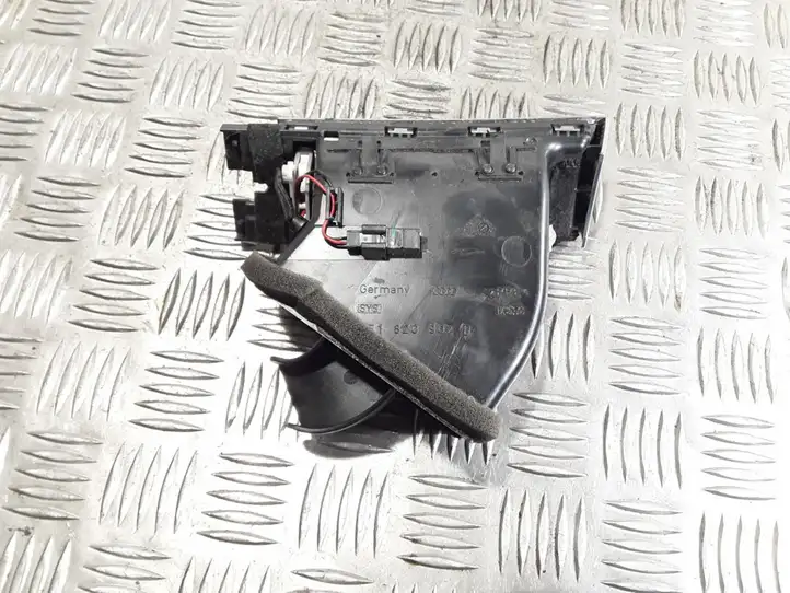 Audi A6 S6 C6 4F (2004 - 2008) 4F1820902D Боковой воздушный дефлектор — фото 2