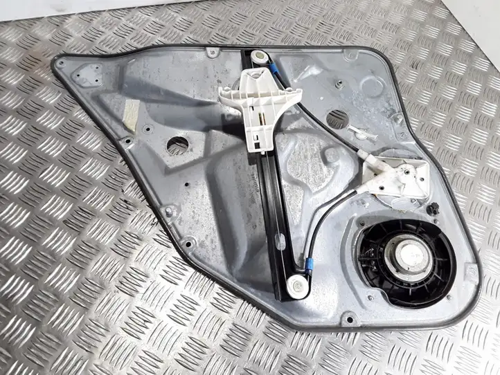 Seat Ibiza III (6L) (2002 - 2008) 6L4839752AB Механический стеклоподъемник задней двери — фото 2