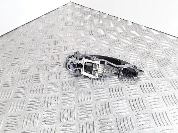 Volkswagen Golf Plus (2004 - 2008) 1K0837888 Наружная ручка двери — фото 2