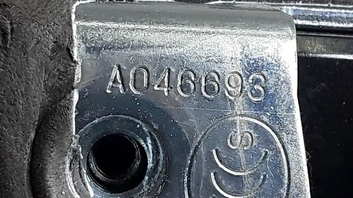 Toyota RAV 4 (XA40) (2012 - 2018) A046693 Замок задней двери — фото 2