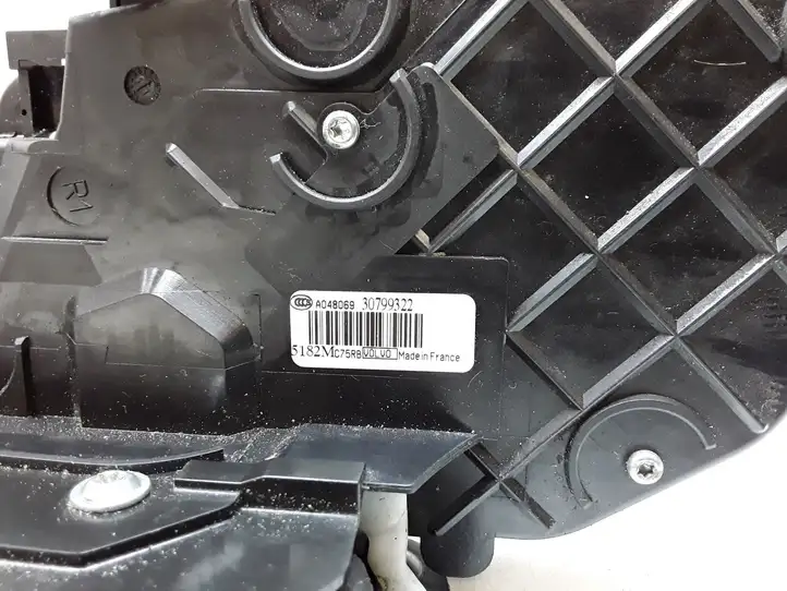 Volvo XC60 (2008 - 2013)  30799322 Замок задней двери