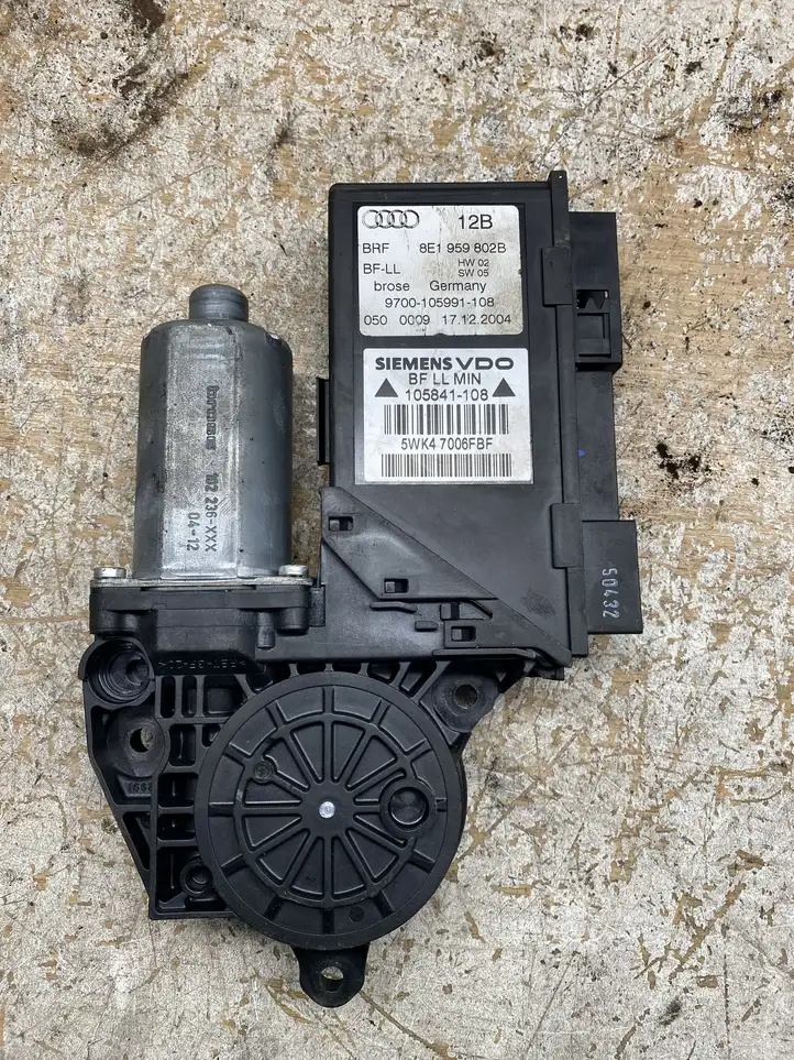 Audi A4 S4 B7 8E 8H (2004 - 2009) 8E1959802B Стеклоподъемник передней двери (комплект) — фото 2