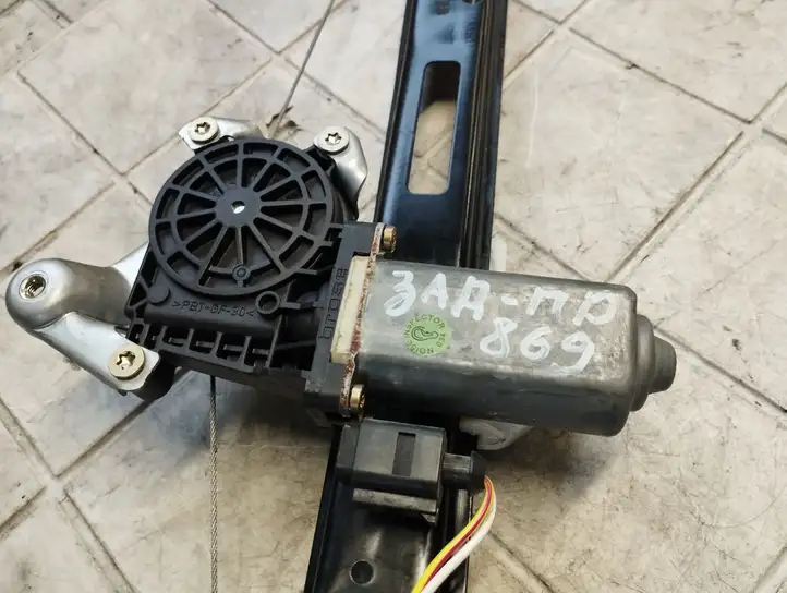 Ford Focus (2005 - 2008) Стеклоподъемник передней двери (комплект) — фото 2