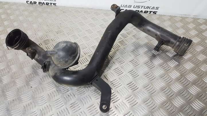 1K0145762BP Volkswagen Golf V Oro paėmimo kanalo detalė (-ės)