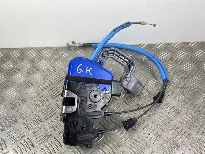 Hyundai Grand Santa Fe NC (2015 - 2018) 81410B8000GKP Замок задней двери — фото 1