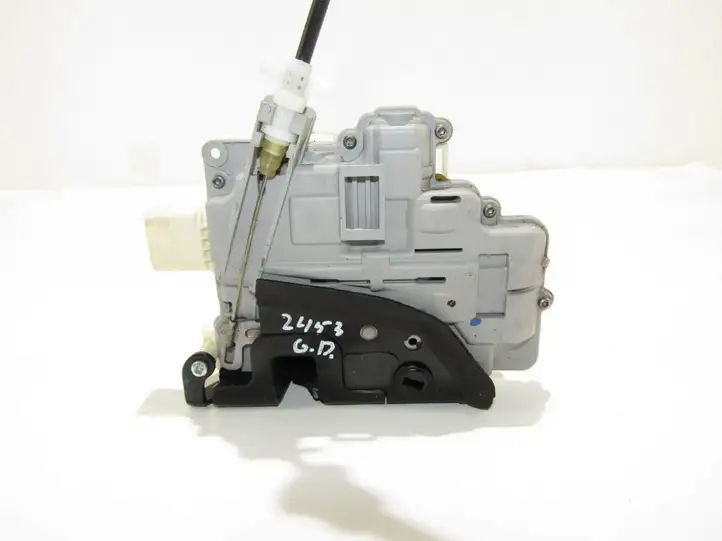 Volkswagen Tiguan (2007 - 2011)   Замок задней двери