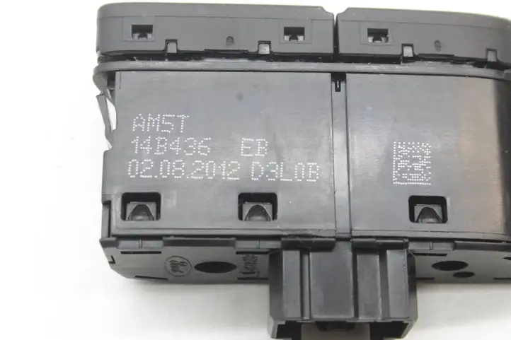 Ford Focus (2011 - 2015) AM5T14B436EB Кнопка парктроника — фото 6