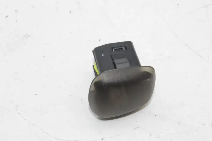 Ford Focus (2011 - 2015) AM5T19E663AC Датчик света — фото 2