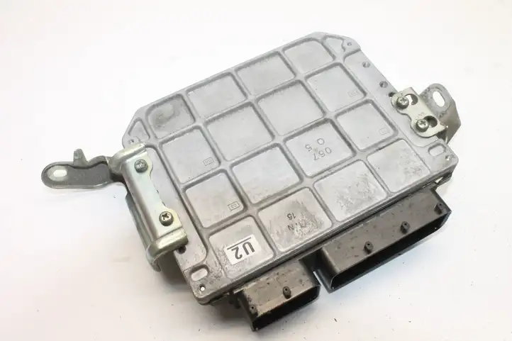 Toyota Prius (XW30) (2009 - 2015) 8966147400 Блок управления двигателем (ЭБУ) — фото 4