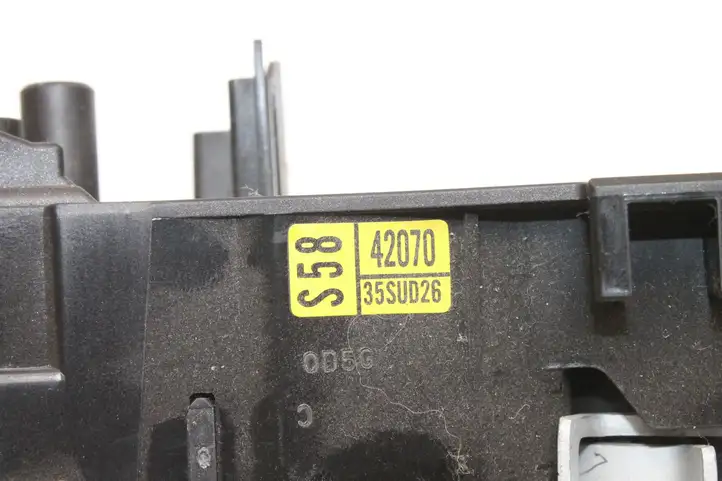 Toyota Prius (XW30) (2009 - 2015) 4207035SUD26 Подрулевой переключатель — фото 6