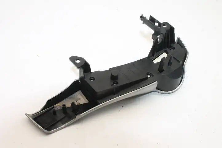 Toyota Prius (XW30) (2009 - 2015) F70CV471 Кнопки на рулевом колесе — фото 4