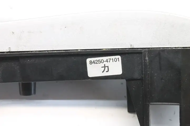 Toyota Prius (XW30) (2009 - 2015) F70CV471 Кнопки на рулевом колесе — фото 6