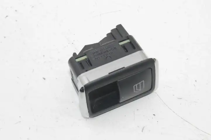 Mercedes-Benz C W204 (2007 - 2014) A2048707358 Блок кнопок стеклоподъемников — фото 4