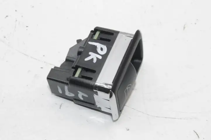 Mercedes-Benz C W204 (2007 - 2014) A2048707358 Блок кнопок стеклоподъемников — фото 4