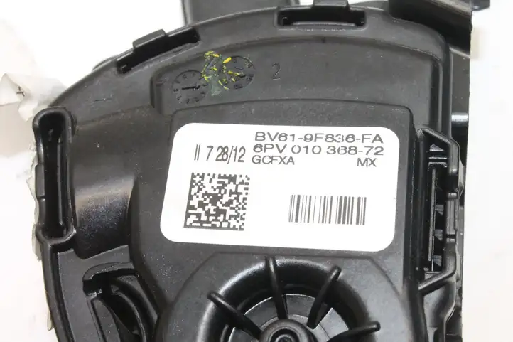 Ford Focus (2011 - 2015) BV619F836FA Педаль акселератора — фото 4