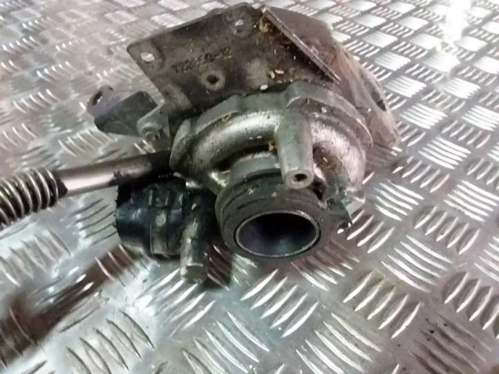 6R8Q6K682BA Jaguar S-Type Turbina