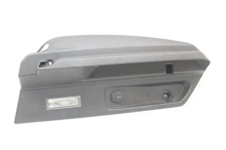 Volkswagen Scirocco (2008 - 2014)  1K8867762B Боковая отделка (задняя)