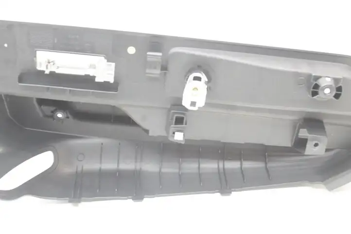 Volkswagen Scirocco (2008 - 2014)  1K8867762B Боковая отделка (задняя)