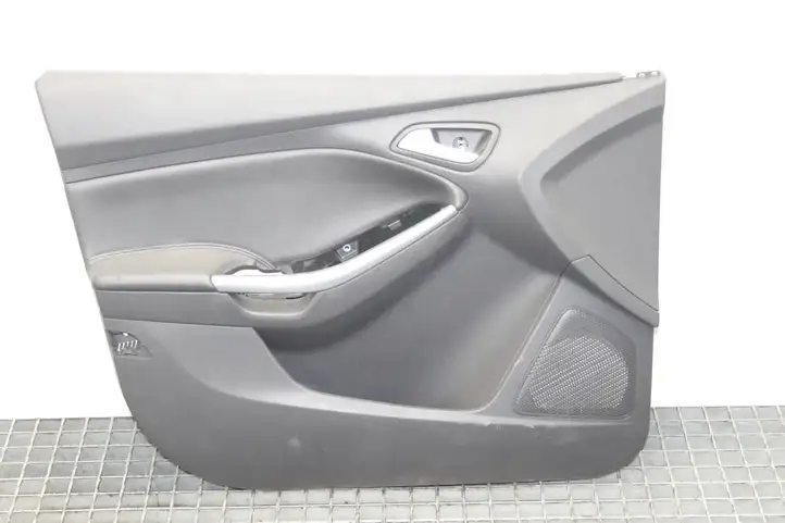 Ford Focus (2011 - 2015) Обшивка передней двери — фото 12