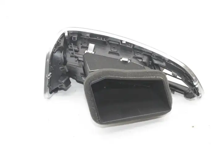 Ford Focus (2011 - 2015) BM51A018B09DG Воздушная решетка панели — фото 3